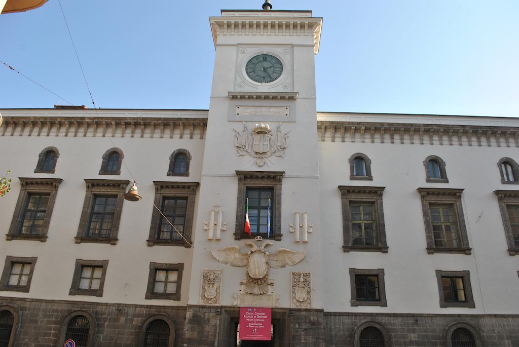 Bed & Breakfast A Castel Capuano Napoli Ngoại thất bức ảnh